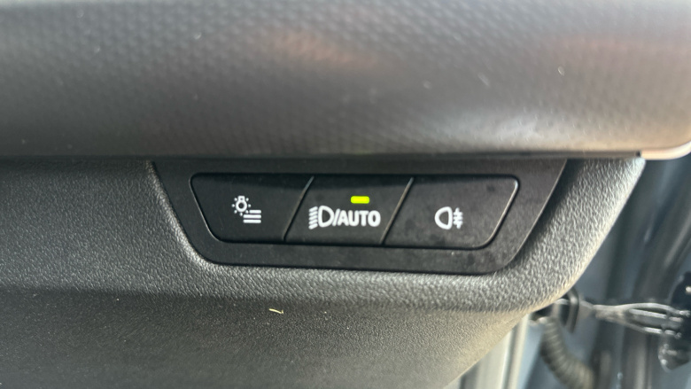 BMW 2 Series 220i MHT M Sport 5dr DCT Petrol Hatchback